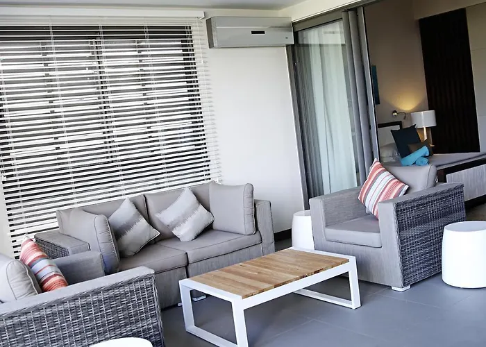 Sunset Coast Apartment